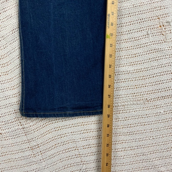 VINTAGE LEVIS  “MOVIN ON” JEANS, , UNISEX SIZE 28” ,  check measurements - Picture 8 of 9